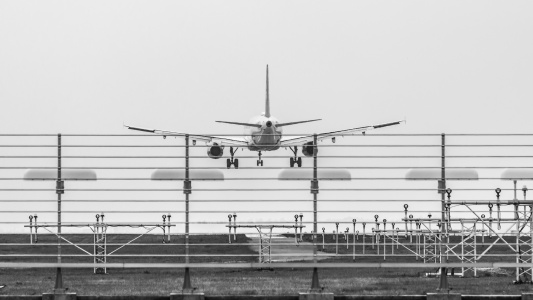 Airplanes-Prague-IMG 9220