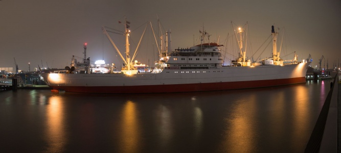 Ship Hamburg